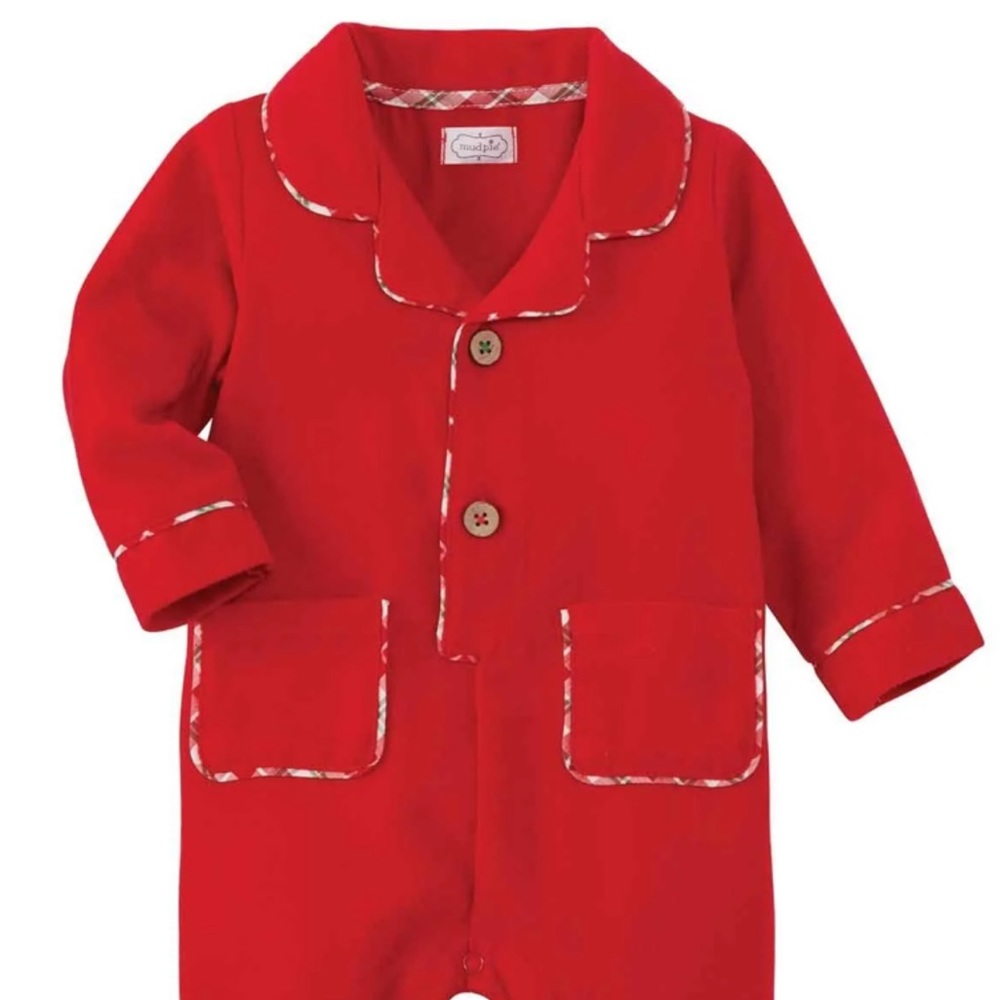 New with tags! Mud Pie Christmas Red Flannel Unisex One Piece Pajamas
3-6 months